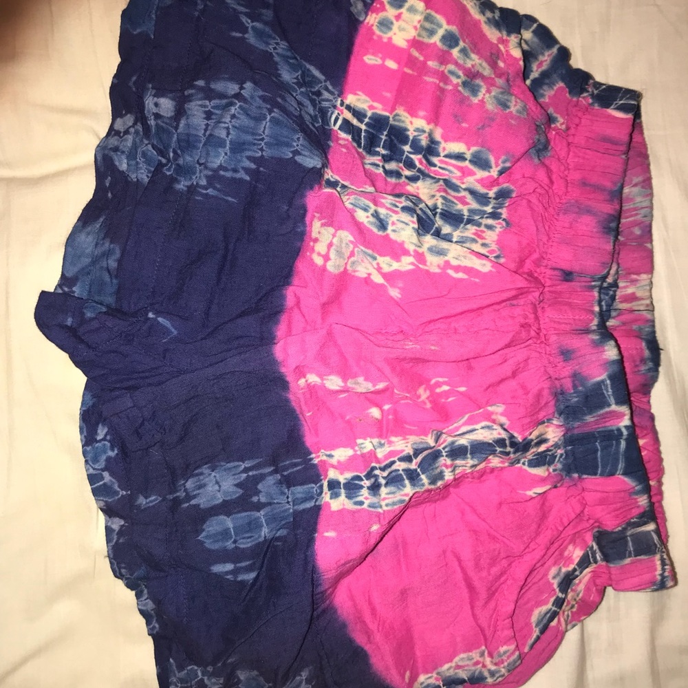 The dye shorts
